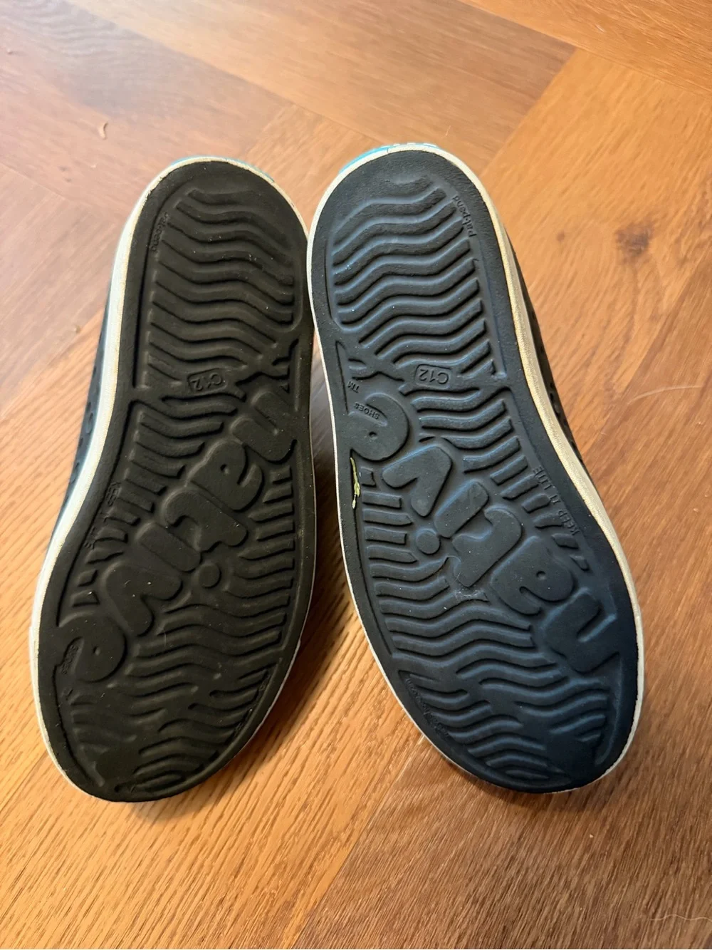 Native Jefferson Black White Slip On Water Shoes Kids C12